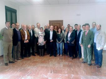 Participantes en la firma de la Asociación de Promoción de las Aceitunas Sevillanas